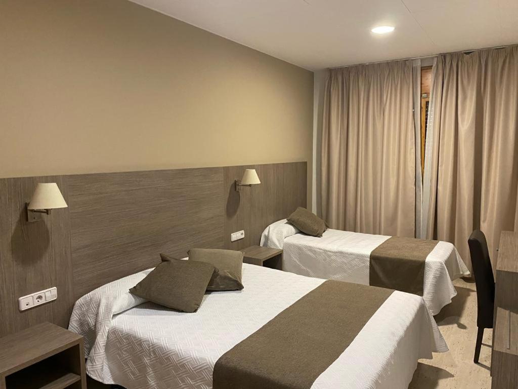 Ca La Maria Hotel Tordera Exterior photo